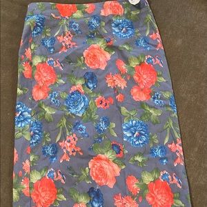 New Medium Nordstrom Floral Skirt